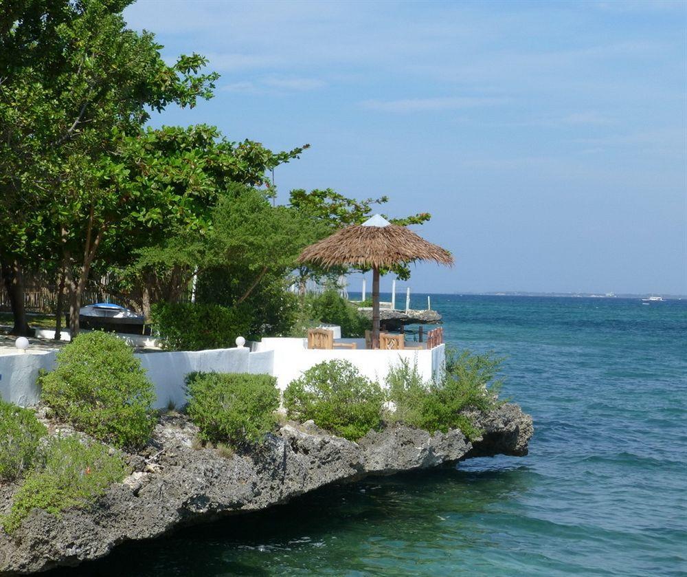 Talima Beach Villas & Dive Resort Cebu Exterior foto