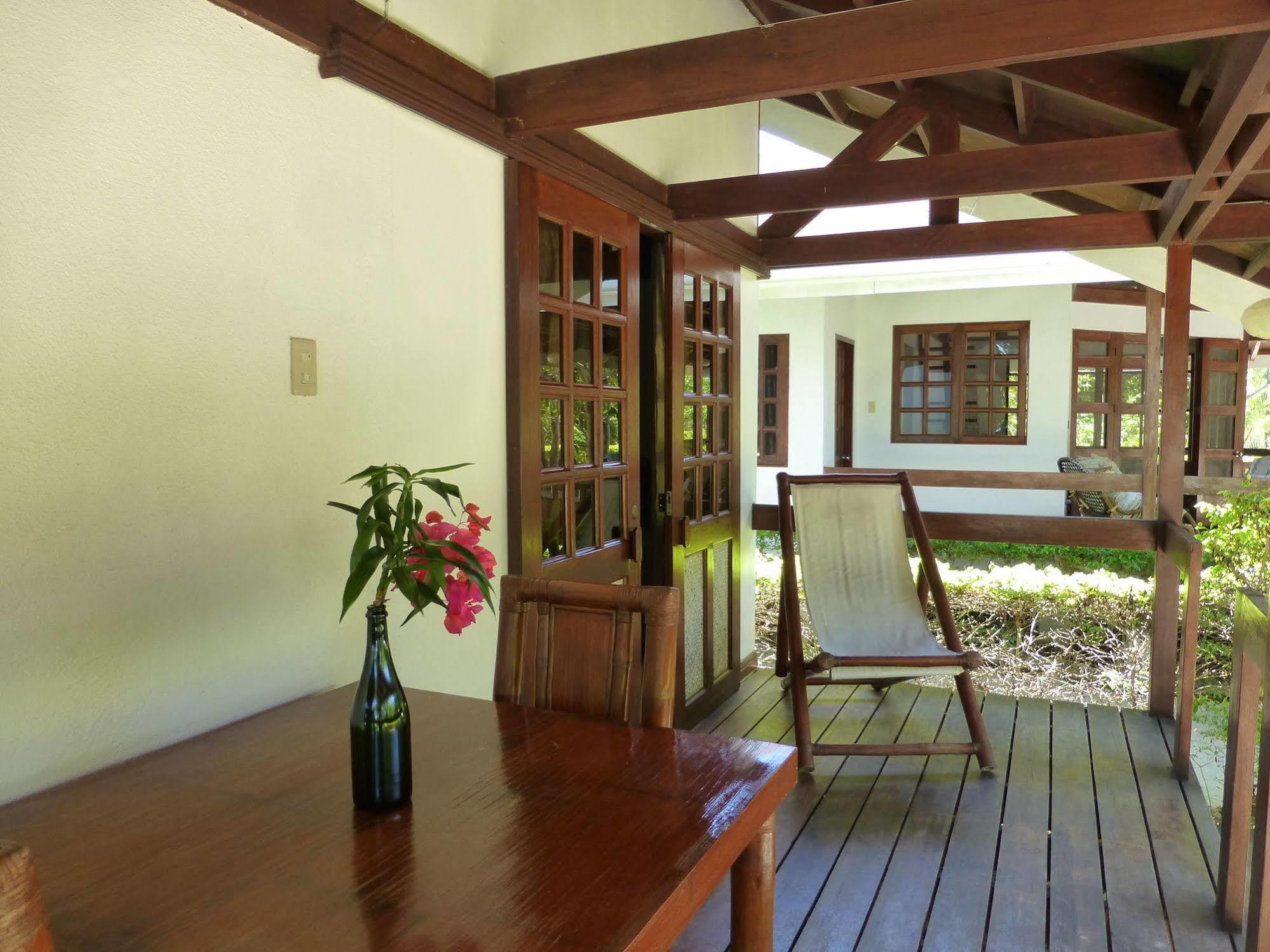 Talima Beach Villas & Dive Resort Cebu Exterior foto